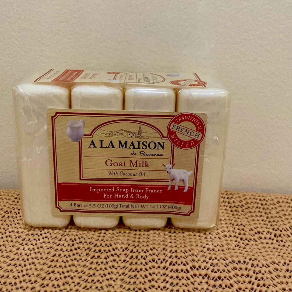 A LA MAISON de Provence Goat Milk with Coconut Oil.